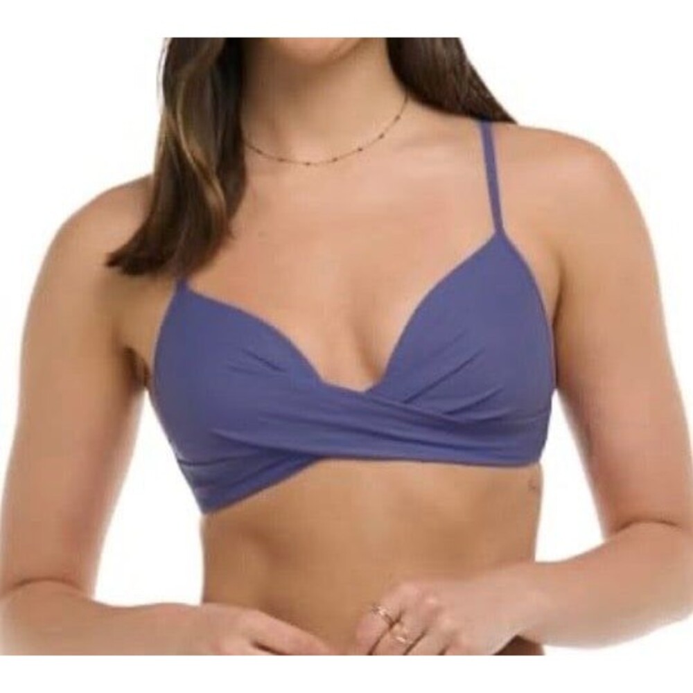 Body Glove Smoothies Kerry Solid Twist Front Bikini Top Size XS New With Tags